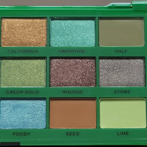 Revolution TASTY AVOCADO Palette - Picture 3 of 5